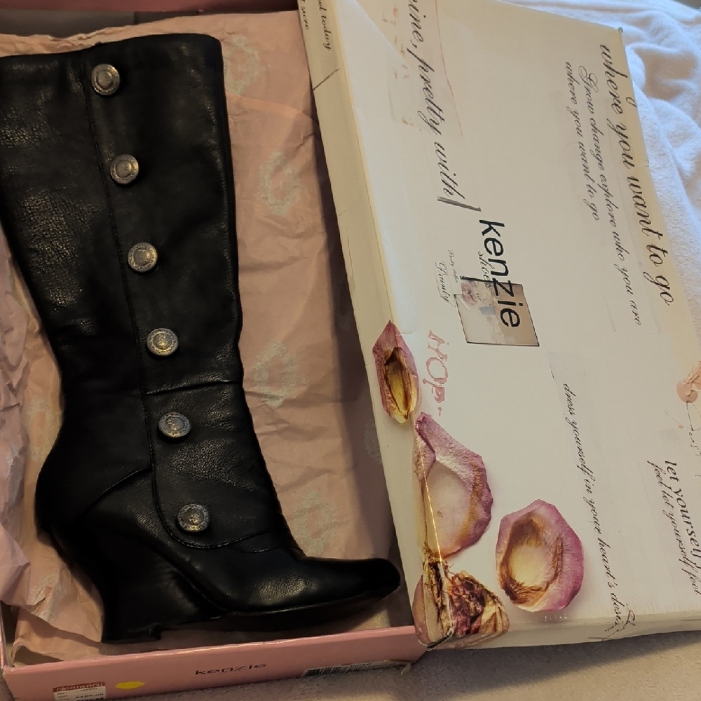 Kensie Black Mid-Calf Wedge Boots with Decorative Buttons - Picture 7 of 7